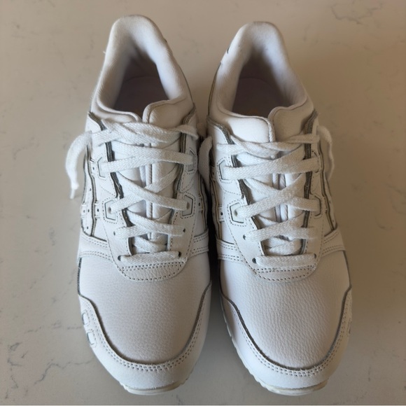 ASICS Gel-Lyte III sneakers in white Mens Size: 6.5
Women’s size: 8 - Picture 3 of 7